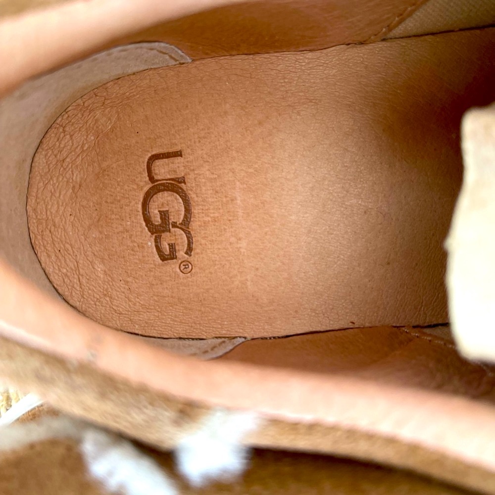 Ugg Shoes - image 6